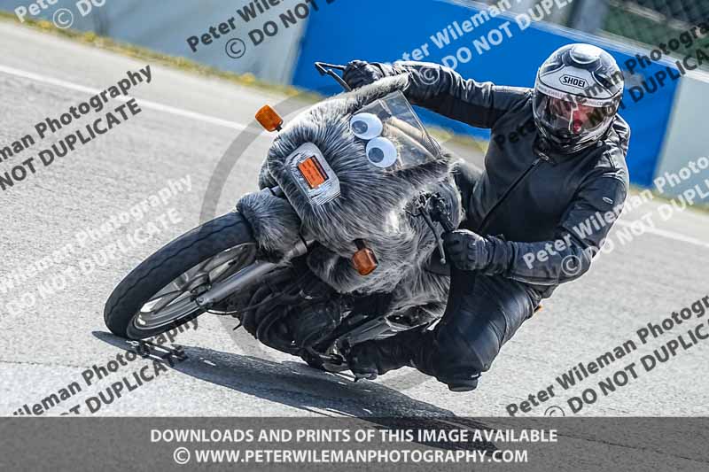 donington no limits trackday;donington park photographs;donington trackday photographs;no limits trackdays;peter wileman photography;trackday digital images;trackday photos